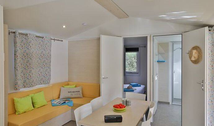 Mobil-home | Premium | 2 Ch. | 5 pers. | Terrasse surélevée | TV 2