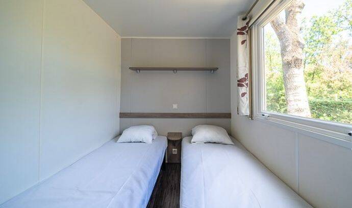 Mobil-home | Classic | 2 Ch. | 4/6 pers. | Terrasse surélevée non couverte | A/C 3