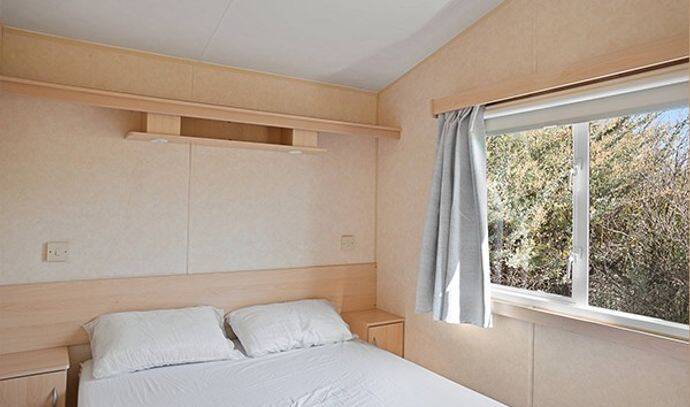 Mobil-home | Classic | 3 Ch. | 6 pers. | Terrasse surélevée | A/C | TV 4