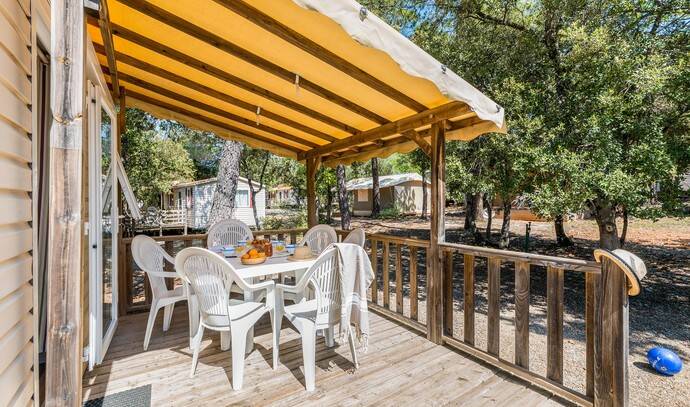 Mobil-home | Classic | 3 Ch. | 6 pers. | Terrasse surélevée 2