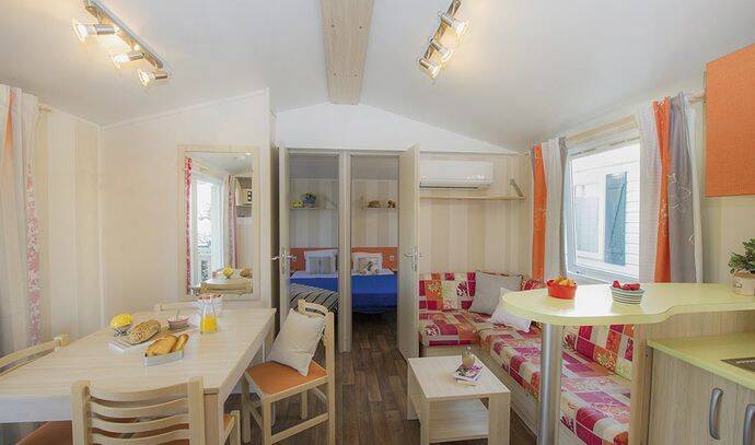 Mobil-home | Classic | 3 Ch. | 6 pers. | Terrasse surélevée | A/C 3