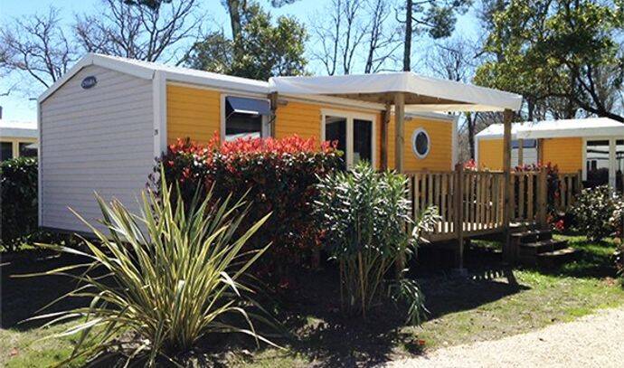 Mobil-home | Classic | 3 Ch. | 6 pers. | Terrasse surélevée | A/C 0