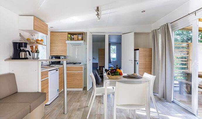 Mobil-home | Premium Exclusive | 4 Ch. | 8 pers. | Terrasse surélevée | A/C | TV 3