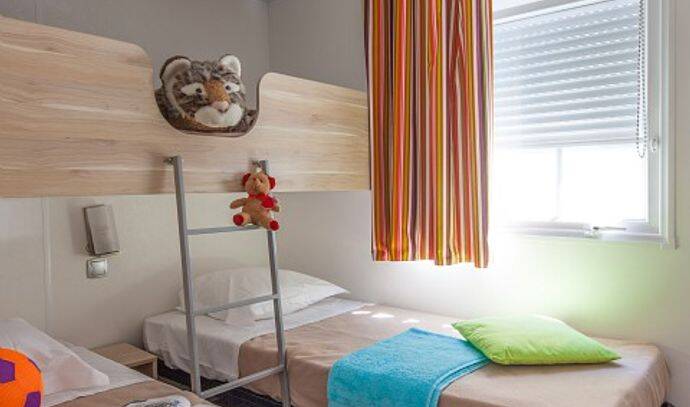 Mobil-home | Classic | 2 Ch. | 5 pers. | Terrasse simple | TV 4