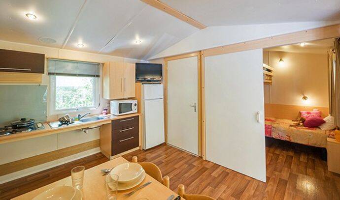 Mobil-home | Comfort | 2 Ch. | 4 pers. | Terrasse surélevée | A/C | TV 3