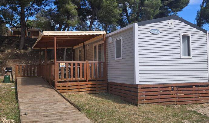 Mobil-home PMR | Comfort | 2 Ch. | 4 pers. | Terrasse surélevée | A/C | TV 1