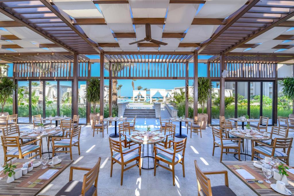 Piscine de l'établissement JAZ Elite Casa Del Mar Beach ou située à proximité