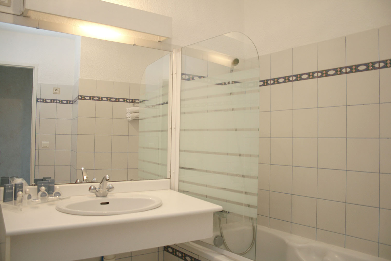 Hôtel Le Tilbury 3*