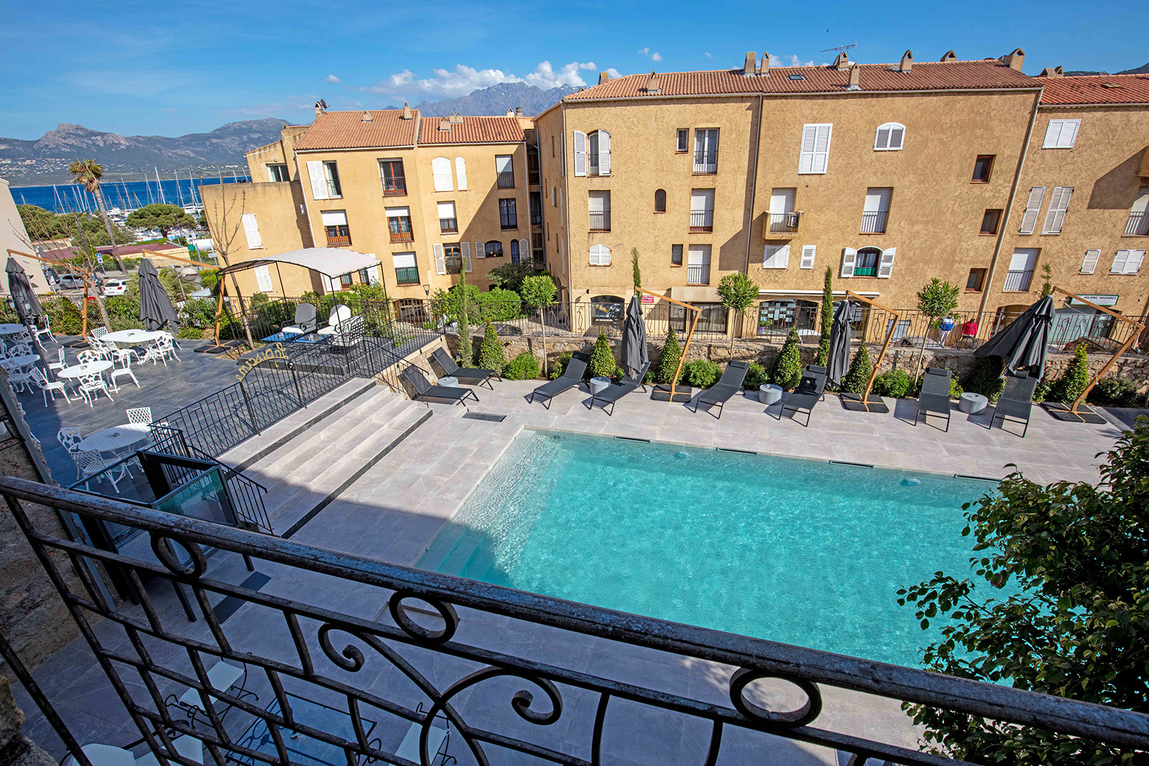 Hôtel Abbaye 4* avec vols réguliers