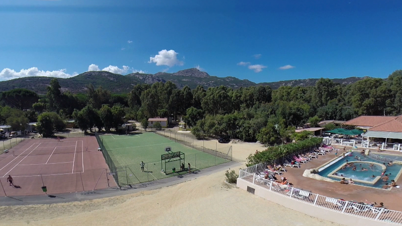 Camping La Pinède 4*