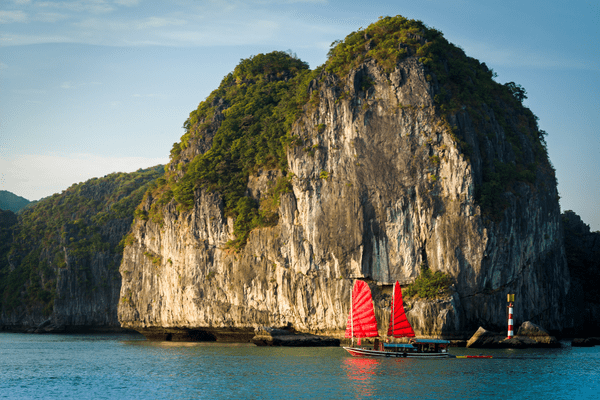 Circuit Aventures en Famille au Vietnam et plage à Ho Tram en Privatif