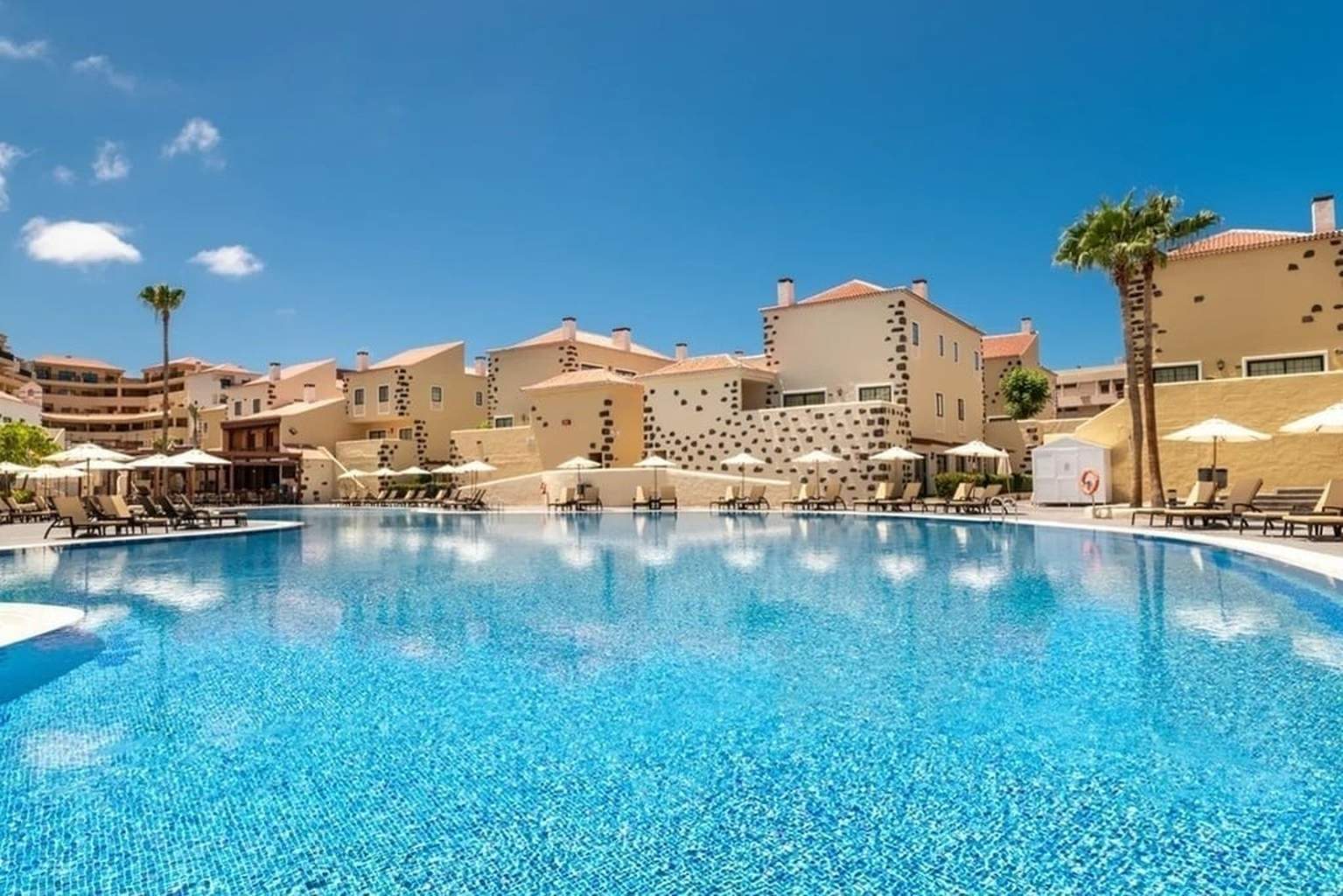 Hôtel GF Isabel 4*