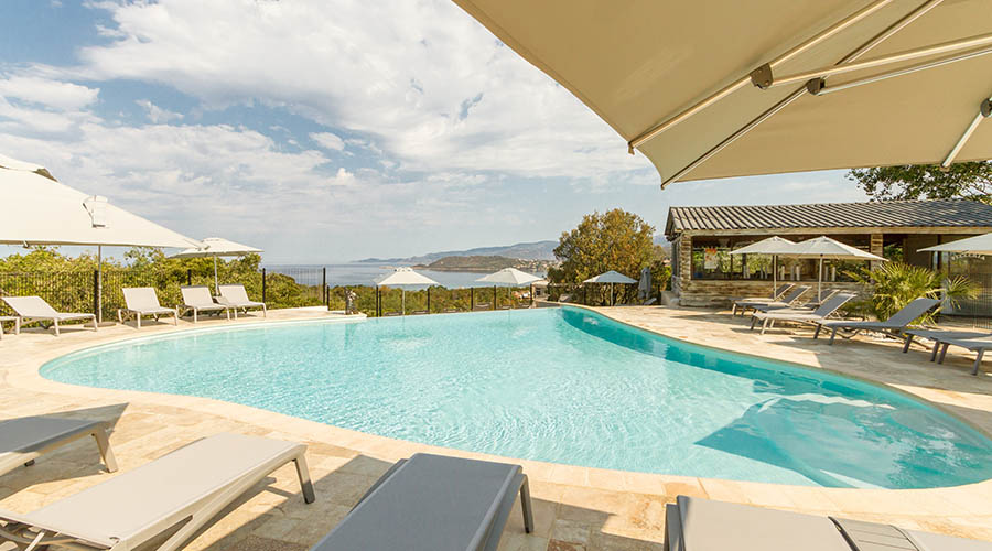 Camping Lacasa 4*
