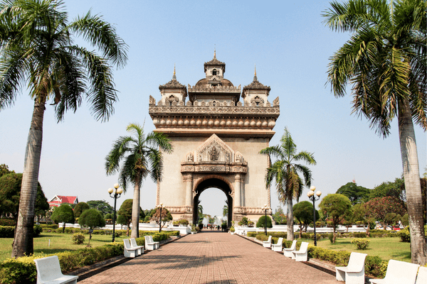 Circuit Laos, Cambodge, Vietnam, Grand Panorama d'Indochine et plage à Ho Tram - Vols Flex
