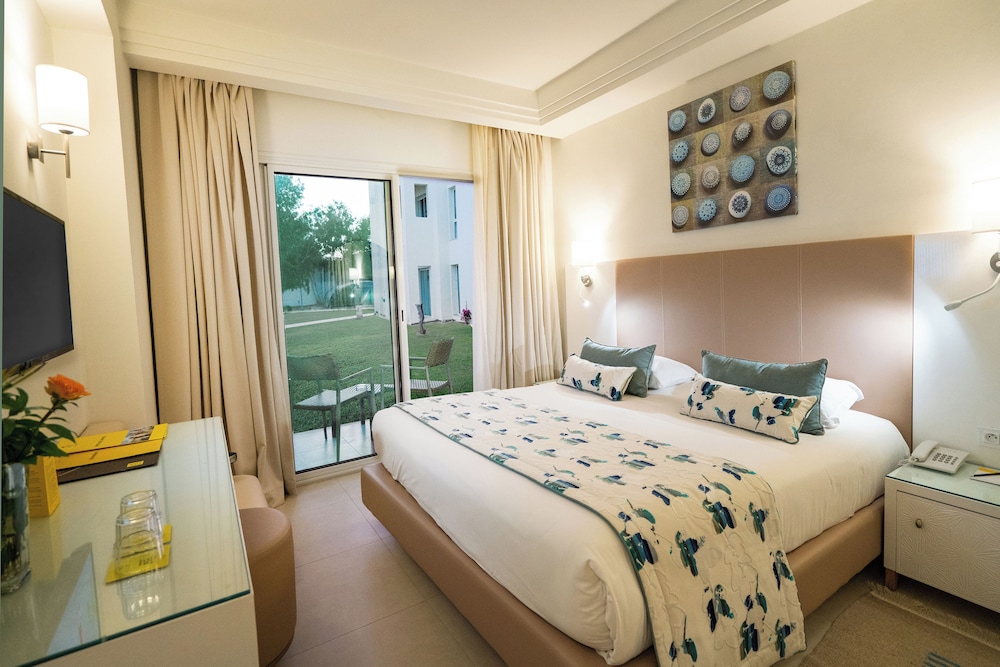 Hôtel Tui Magic Life Penelope Beach 4*