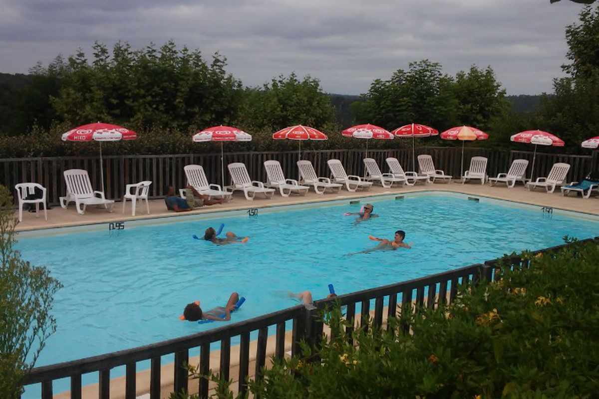 Camping La Bastide 3*
