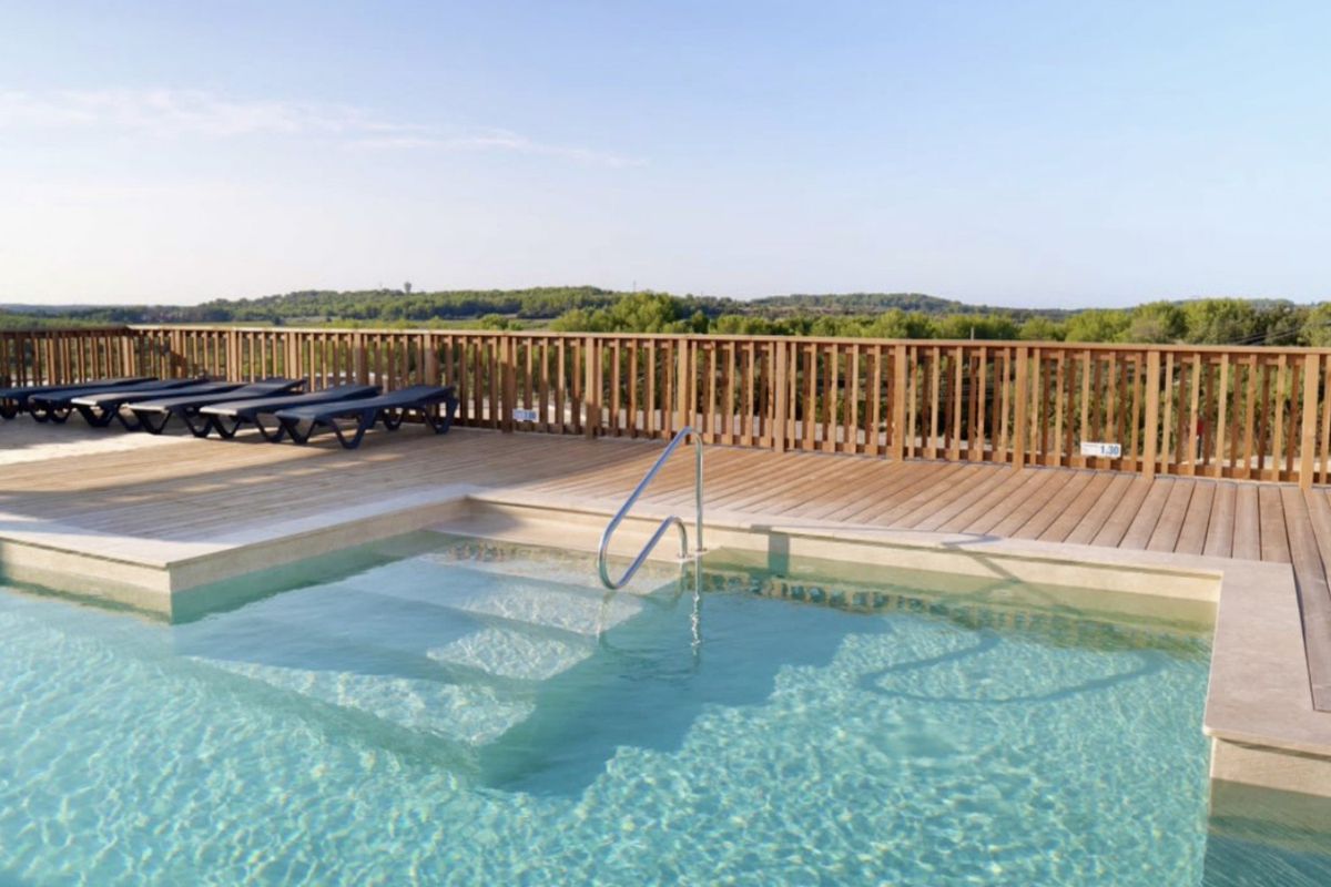Camping Les Lodges du Lagon 3*