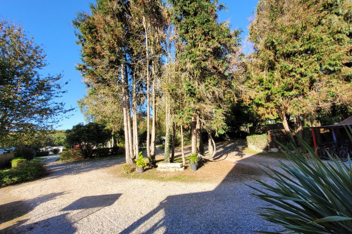 Camping Les Cerisiers 3*