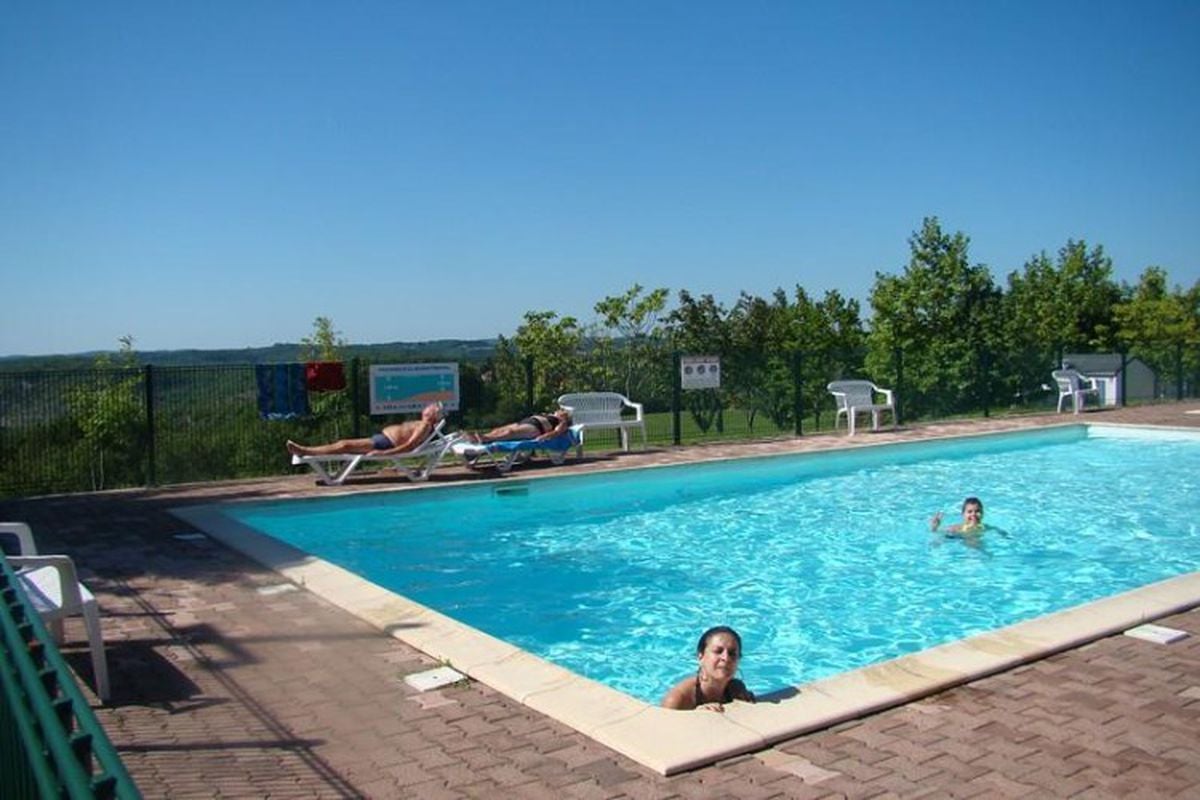 Camping Les Graves 3*