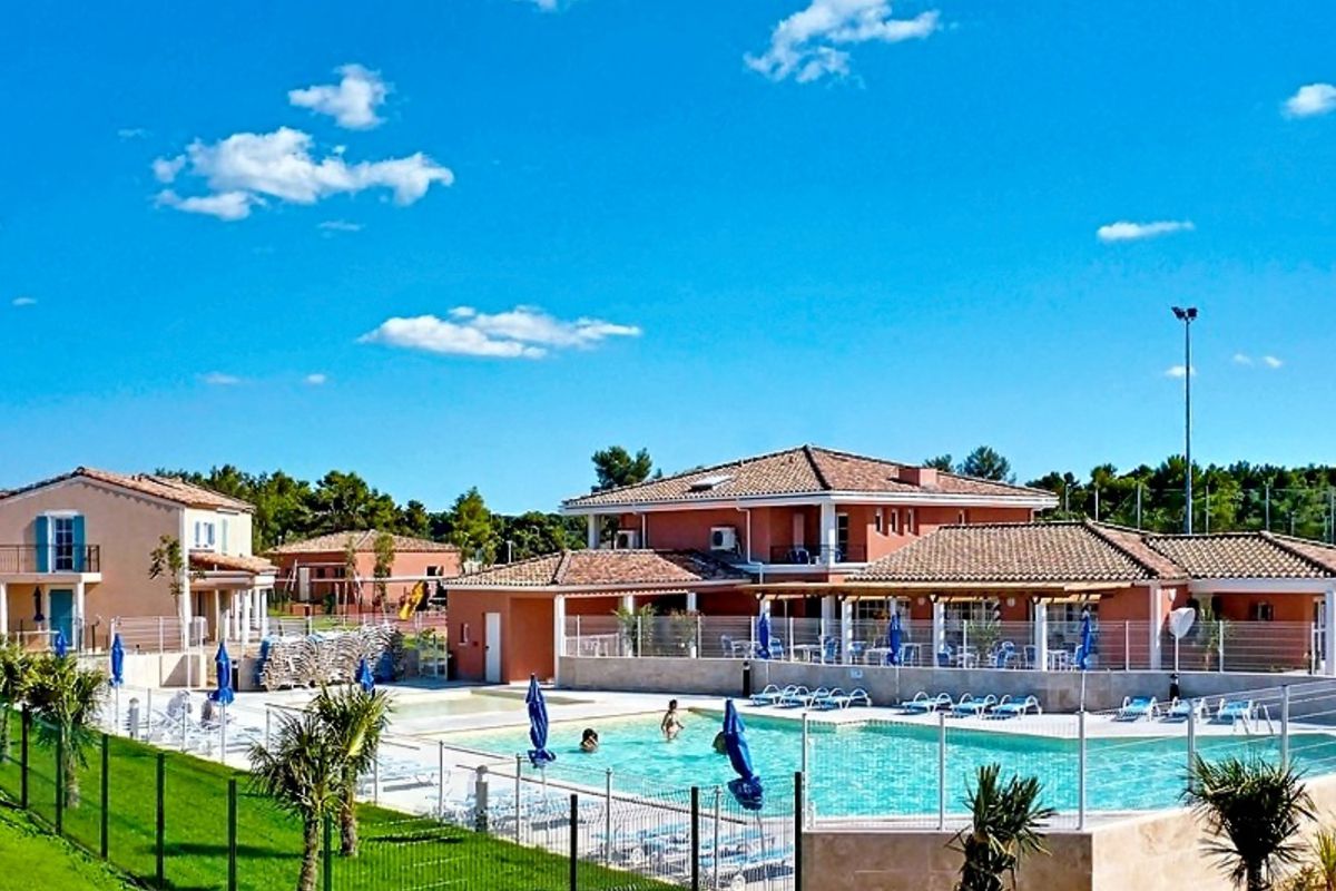 Camping Résidence Golf de la Cabre d'Or 3*