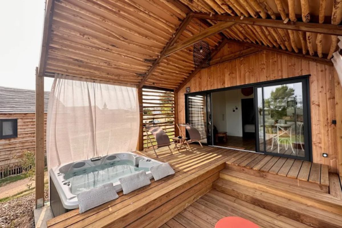 Camping Damona Lodges 3*