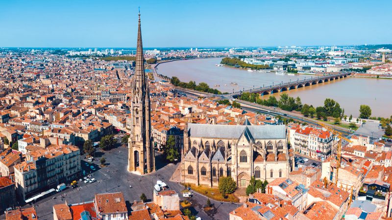 Croisière en Aquitaine de Bordeaux à Royan, l'Estuaire de la Gironde, la Garonne et la Dordogne