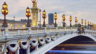 Croisière La Seine en Majesté à bord d'un Bateau à Roues à Aubes