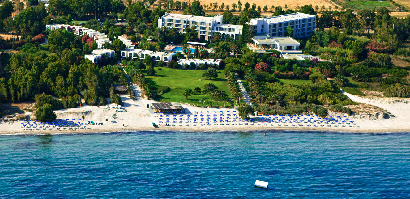 Caravia Beach Hôtel & Bungalows 4*