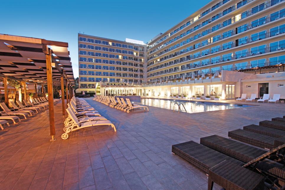 Hôtel BG Java 4*