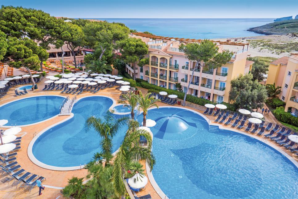 Hotel Zafiro Cala Mesquida & Spa 4*