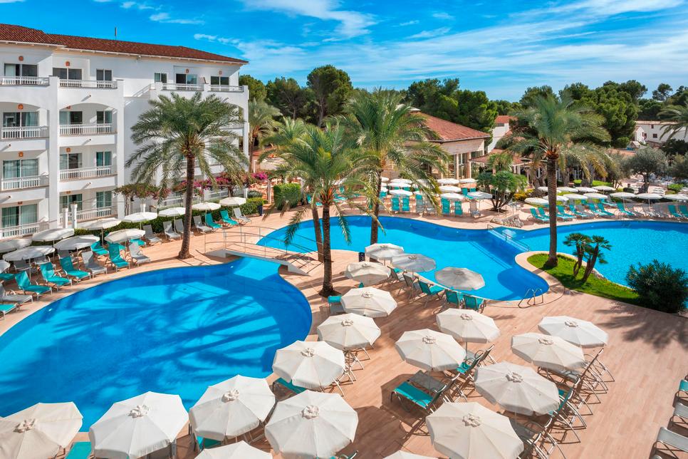 Aparthôtel Green Garden 4*