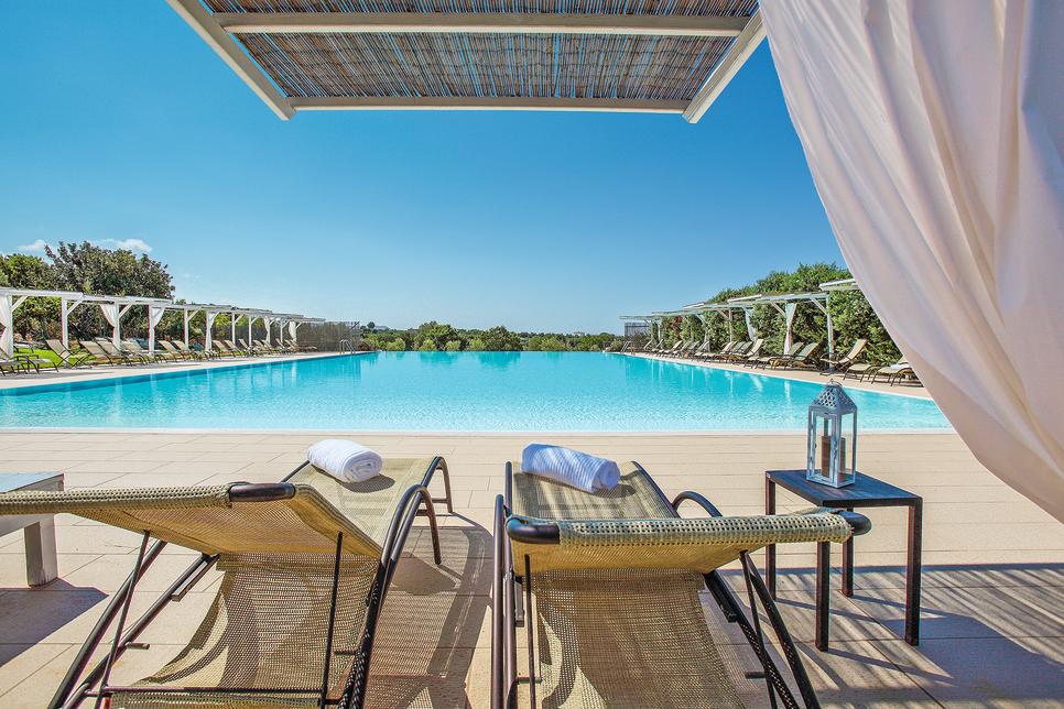 Hôtel Casale del Murgese Country Resor 4*