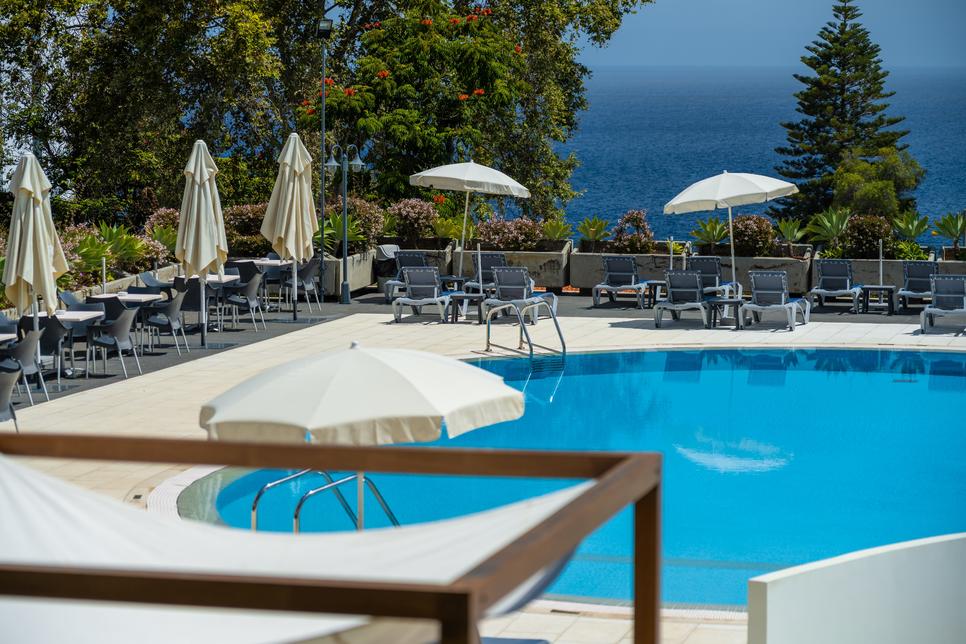 Girassol Suite Hôtel 4*