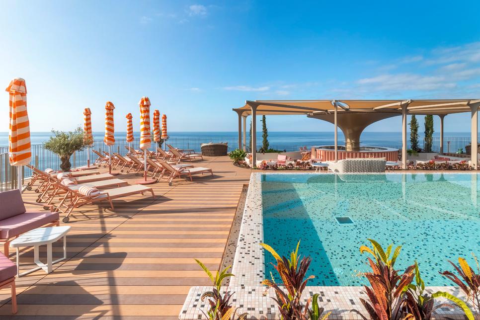 Hotel Next by Savoy Signature 4*