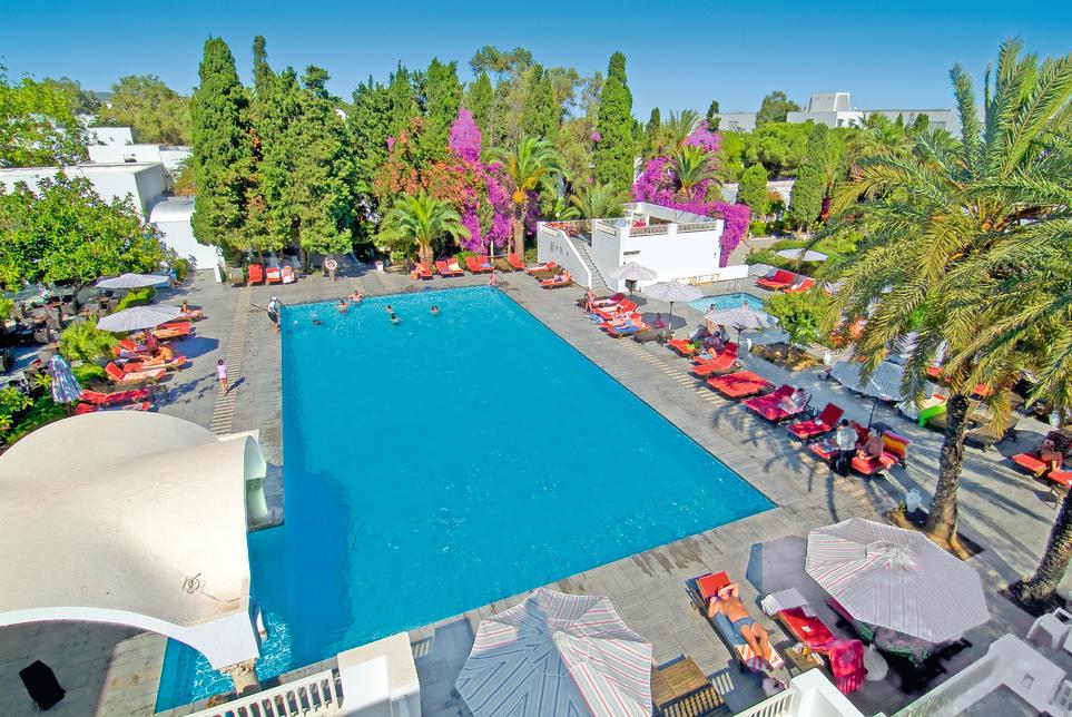Hôtel Les Orangers Beach Resort 4*