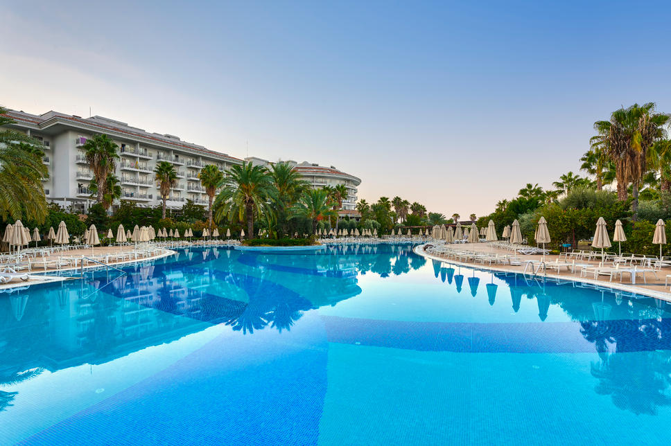 Hotel Seaden Sea World Resort & Spa 5*