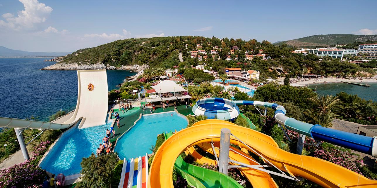 Hôtel Pine Bay Holiday Resort 5*