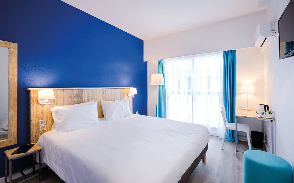 Hôtel Le Grand Bleu 3*