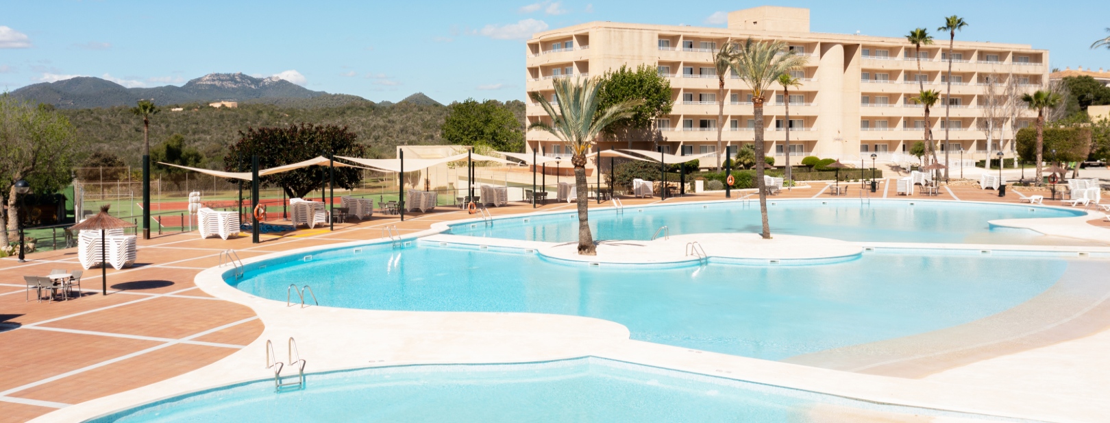 Hôtel Club Cala Romani 3*