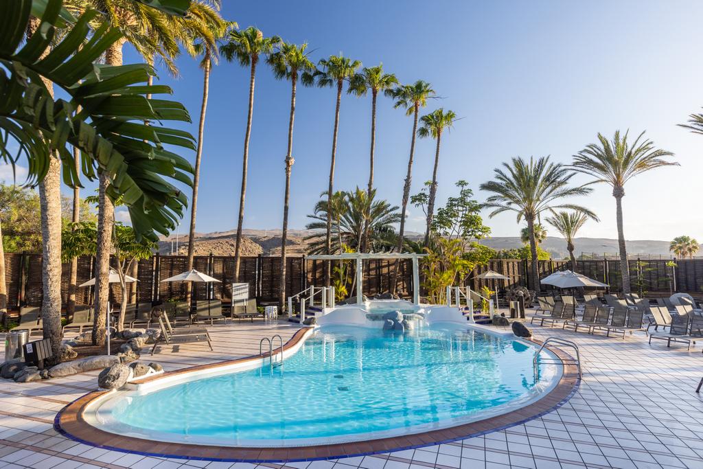 Smart club Abora Continental 3*