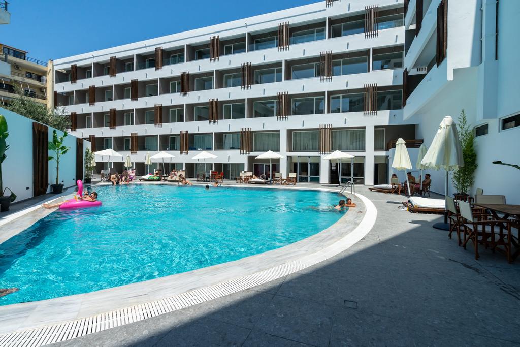 Hôtel Castellum Suites 4*