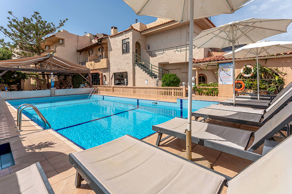 Erato Hôtel 3*