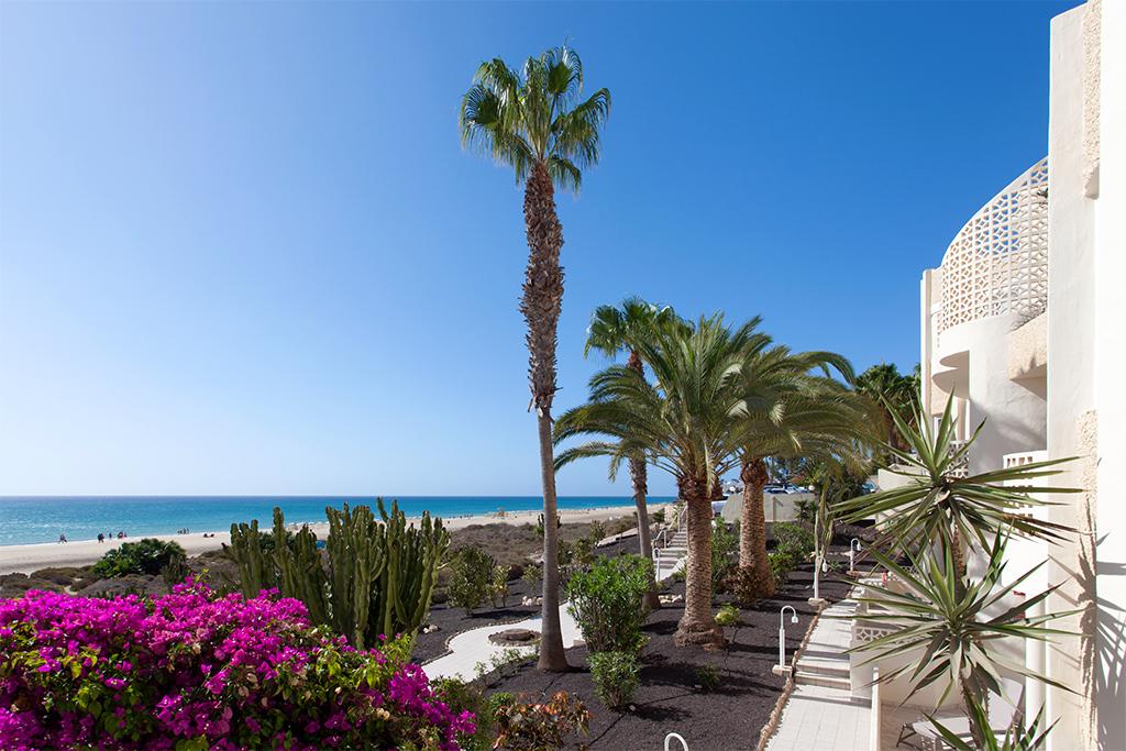 Hôtel R2 Maryvent Beach Apartment 4*