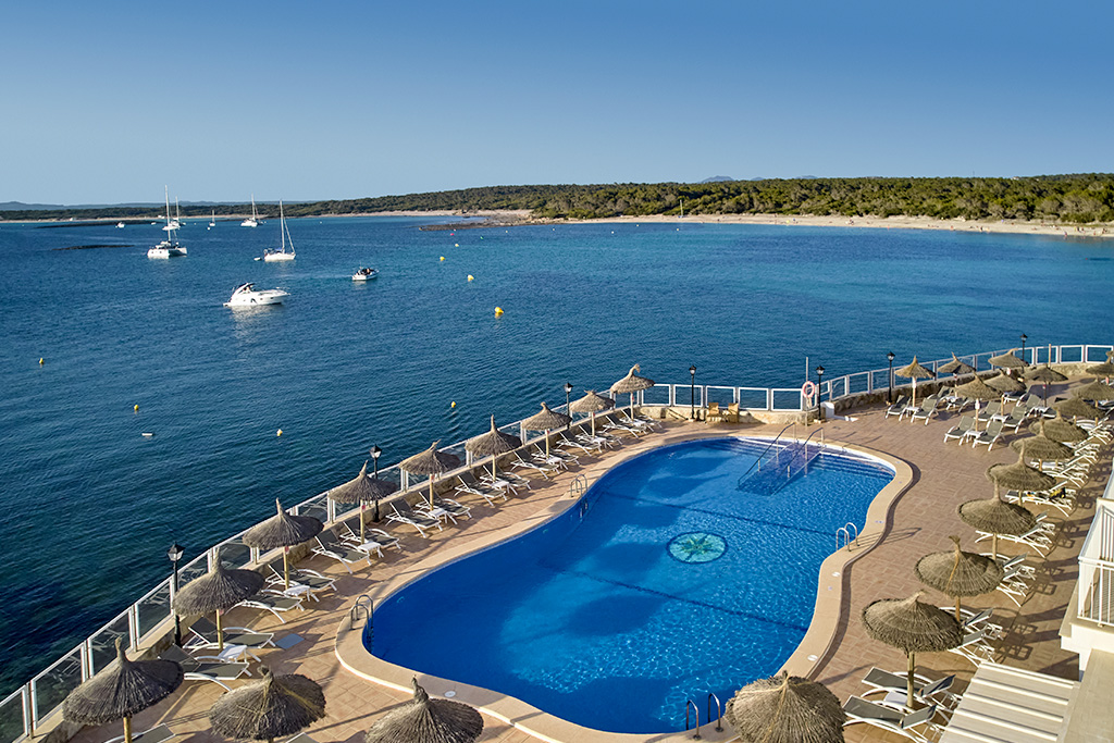 Universal Hôtel Marques 4*