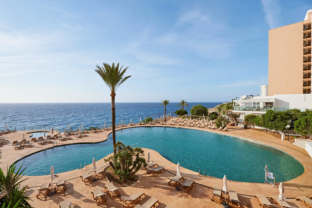Hôtel Alua Calas de Mallorca Resort 4* By Ôvoyages