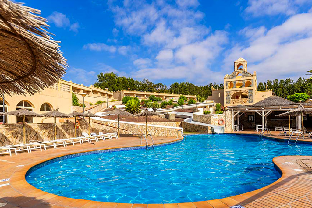 Hôtel SBH Monica Beach Resort By Ôvoyages 4*