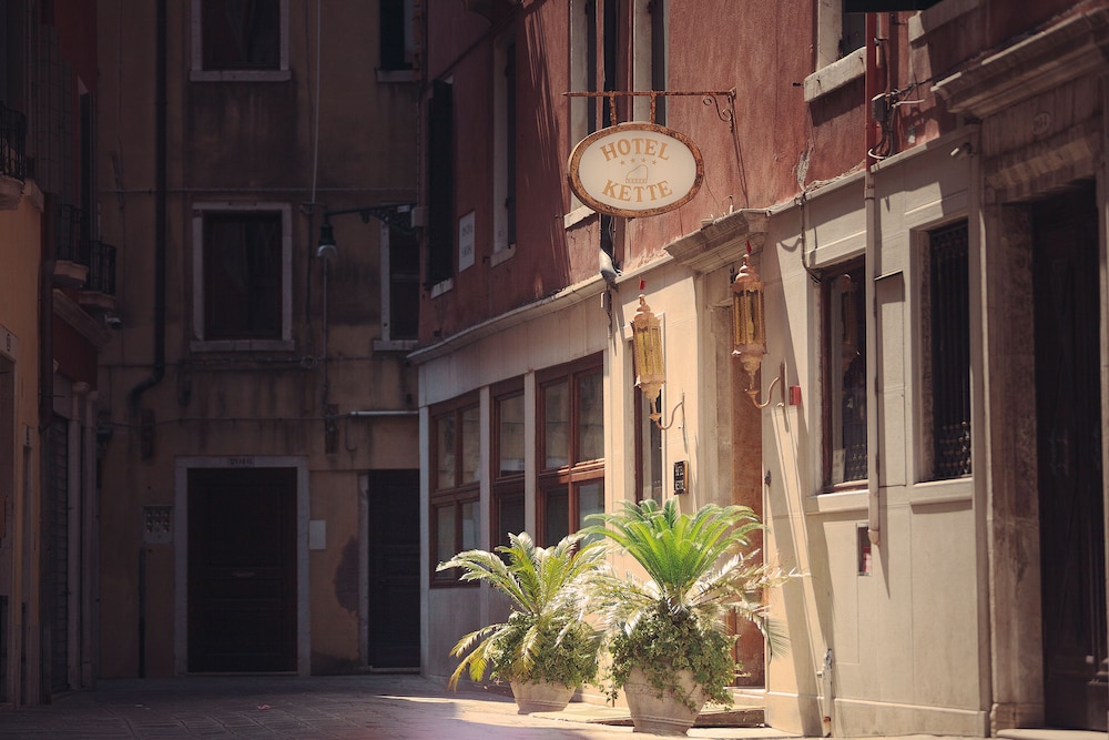 Hôtel Kette 4*
