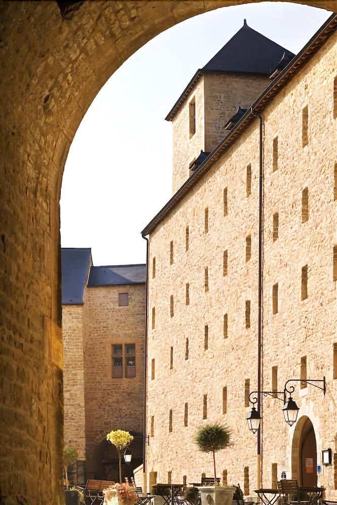 Hôtel Le Château Fort 4*