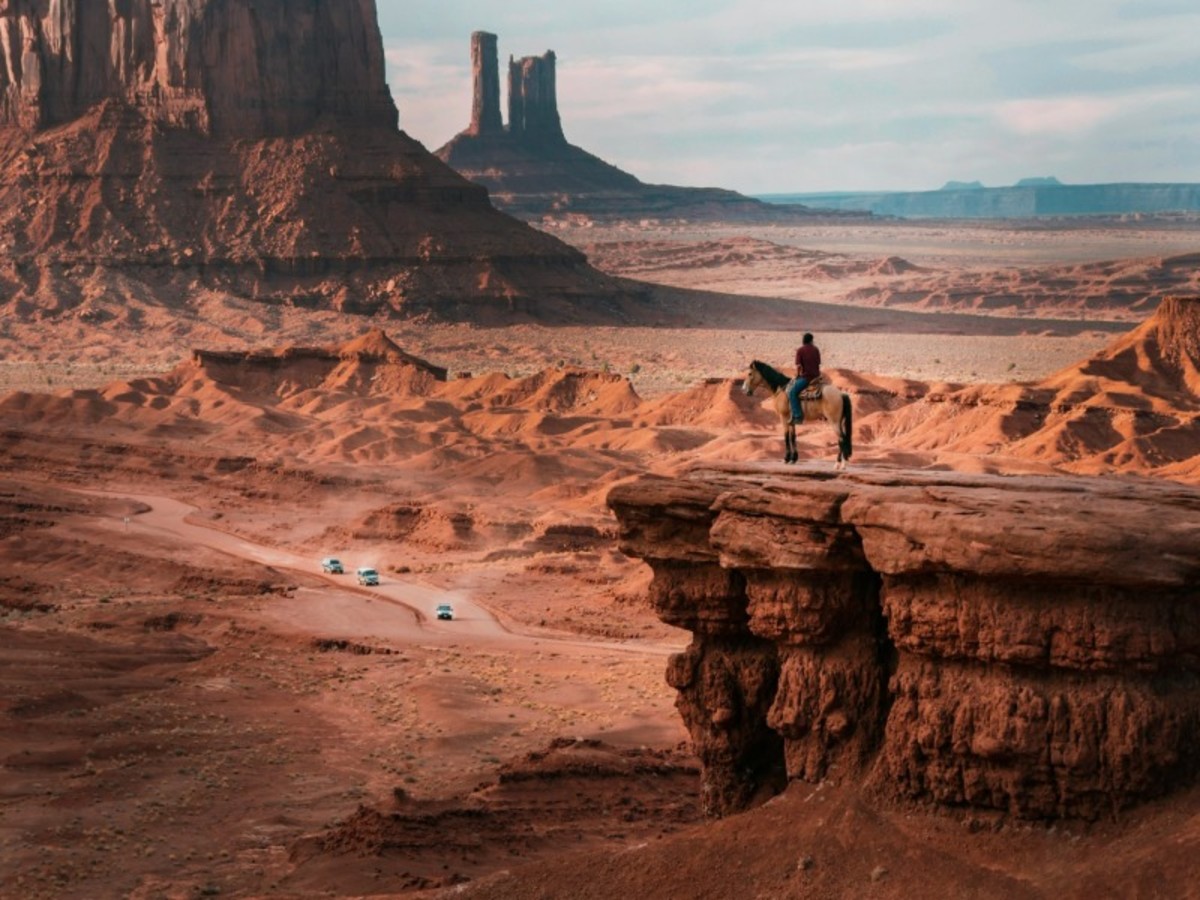 Tuba City > Monument Valley > Horseshoe Bend > Page (Env. 415 Km, 4h30) 0