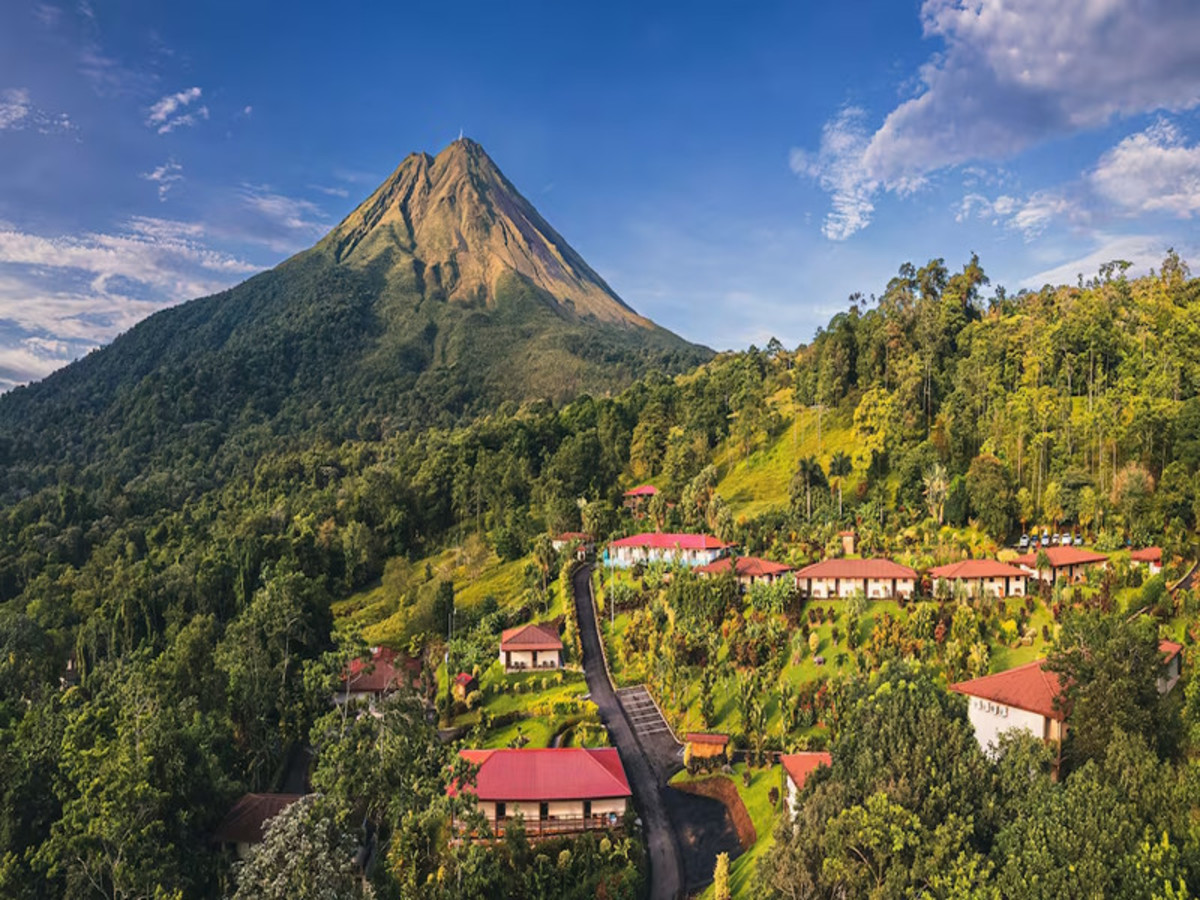 Départ Pour La Fortuna, Arenal 0